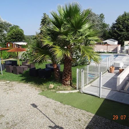 Hotel Camping Les Nysades à Mirepoix  Extérieur photo